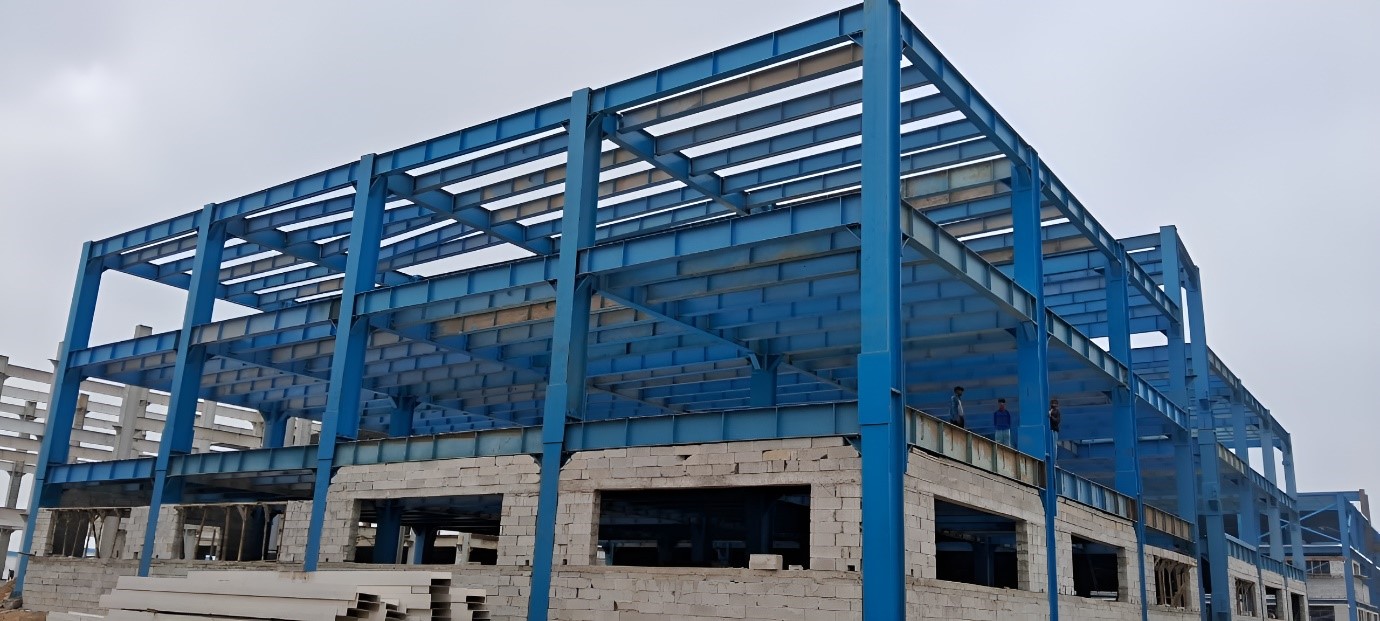 How to Shortlist the Right PEB Partner for Warehouses, Factories, and Logistics Parks?