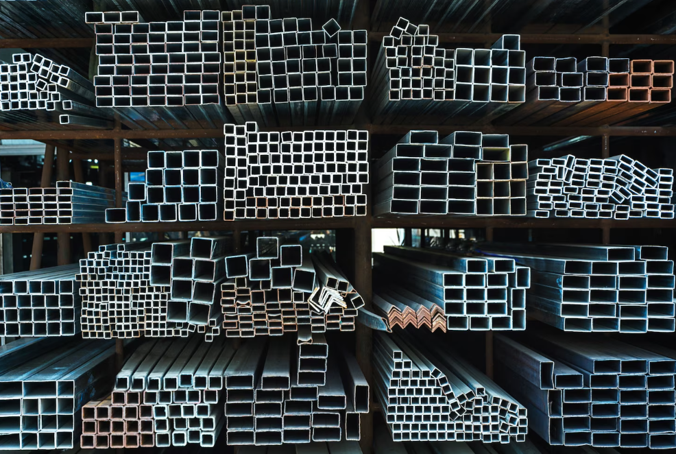 Structural steel pipes and Structural Steel flat bars: A Fit-Up First Buying Guide for Industrial Projects