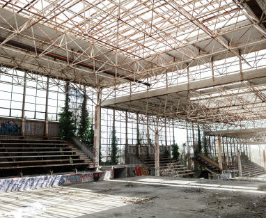 Fabrication and support structures in sheds and industrial projects